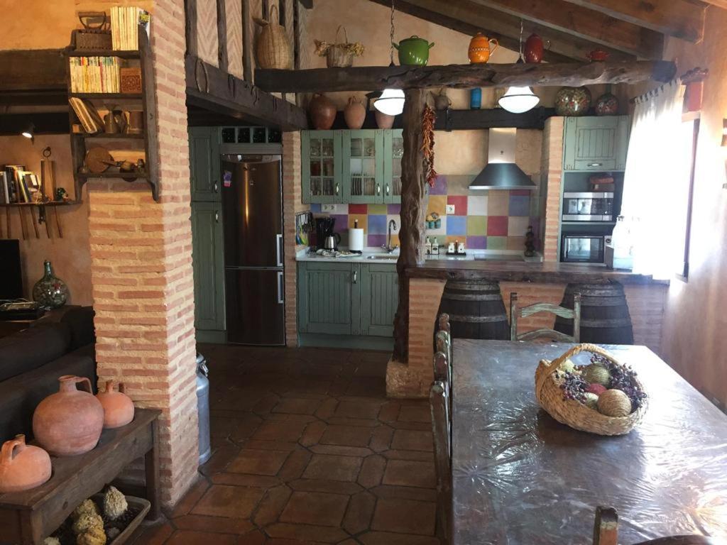 Casa Rural La Charolesa Aguilera Exterior foto