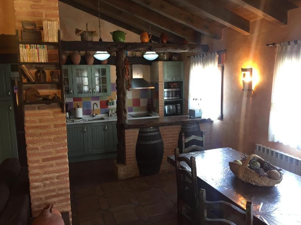 Casa Rural La Charolesa Aguilera Exterior foto